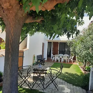 https://appartement-aux-stes-maries-de-la-mer.fr-provencehotel.com